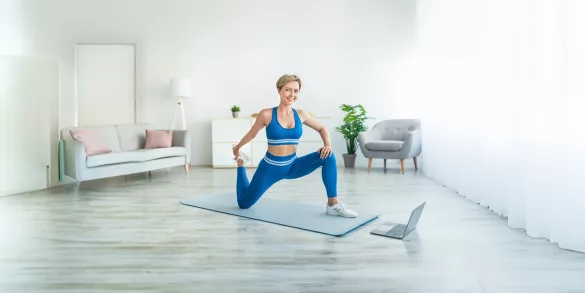 women doing Quad stretch